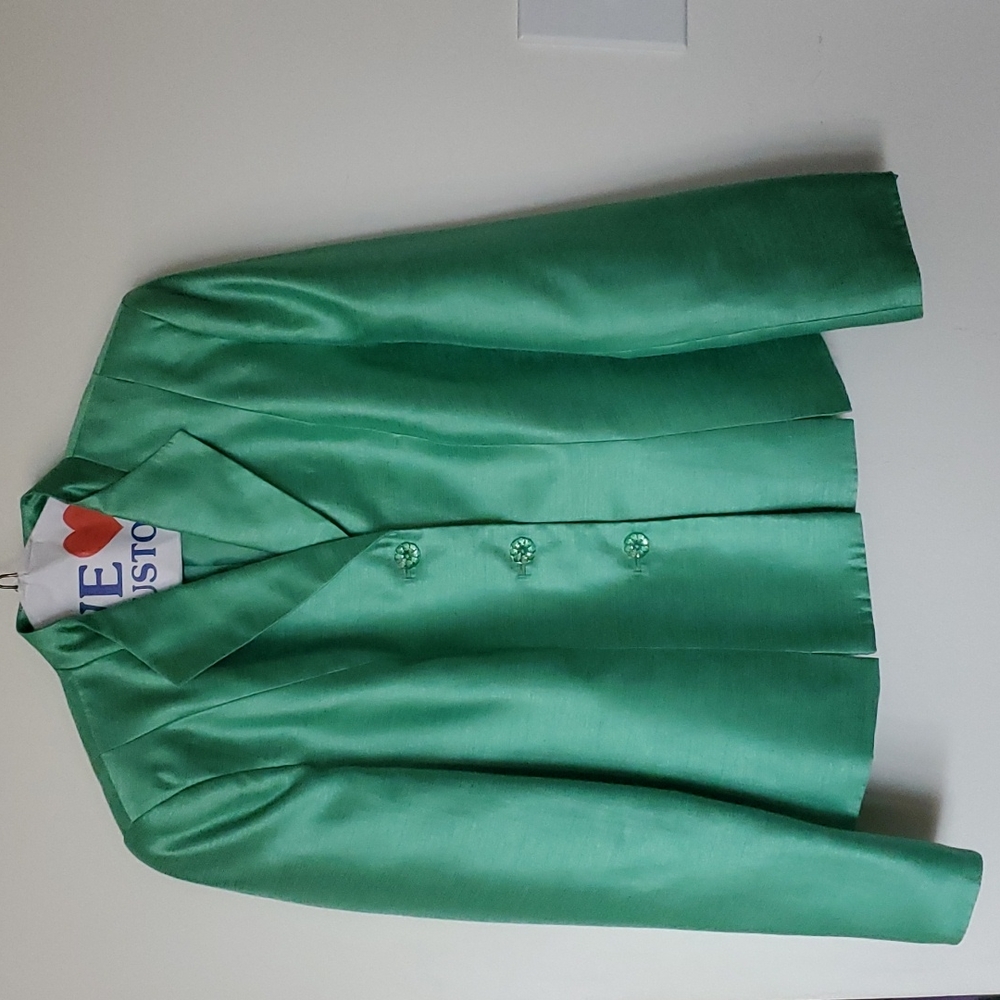 Green Le Suit 4 Petite Skirt Suit